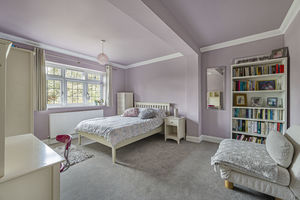 Bed2 - click for photo gallery